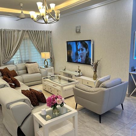 Seyramz Palace - Free Airport Pick Up - High Speed Starlink Wifi - Car Rental Tamale 外观 照片