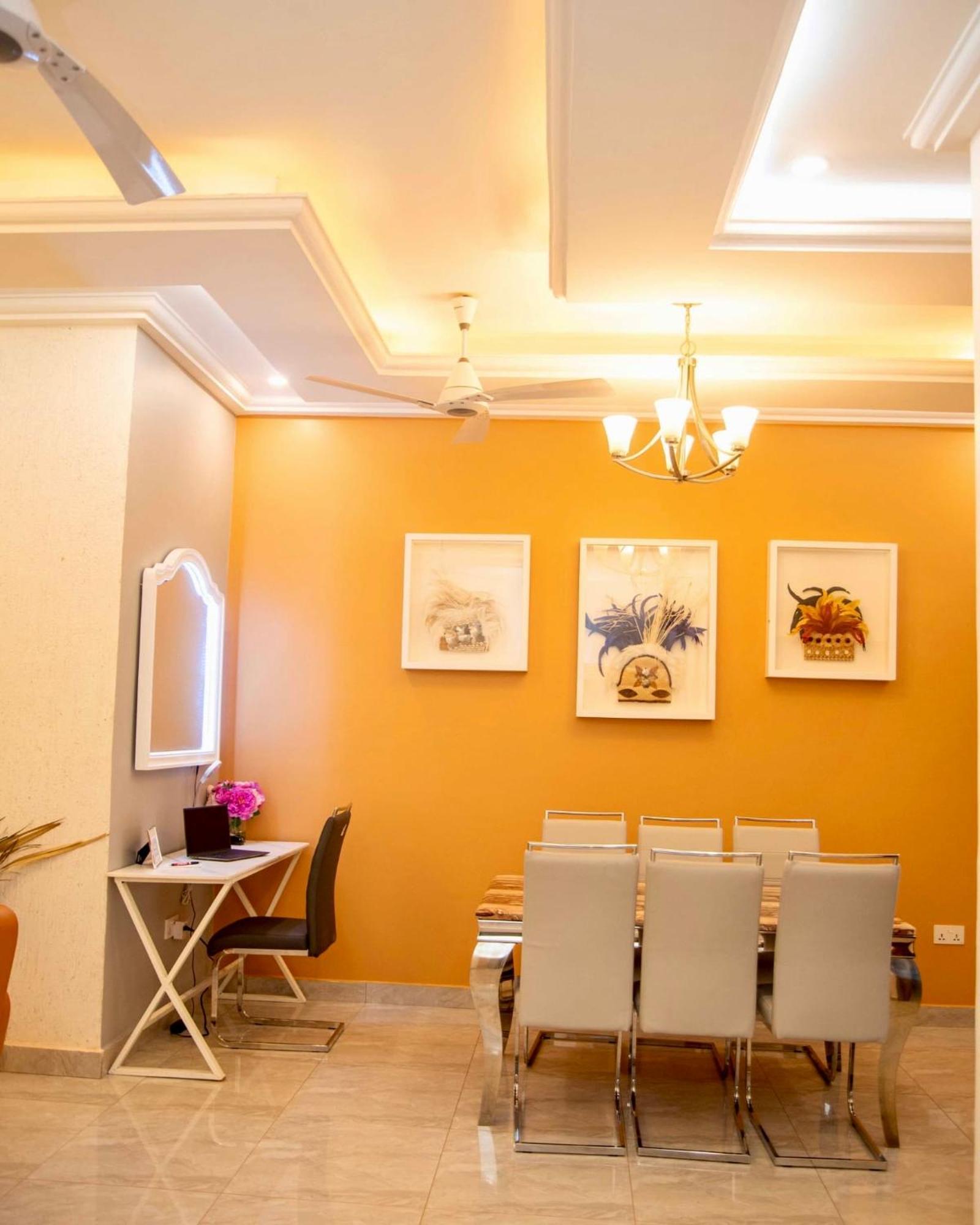 Seyramz Palace - Free Airport Pick Up - High Speed Starlink Wifi - Car Rental Tamale 外观 照片